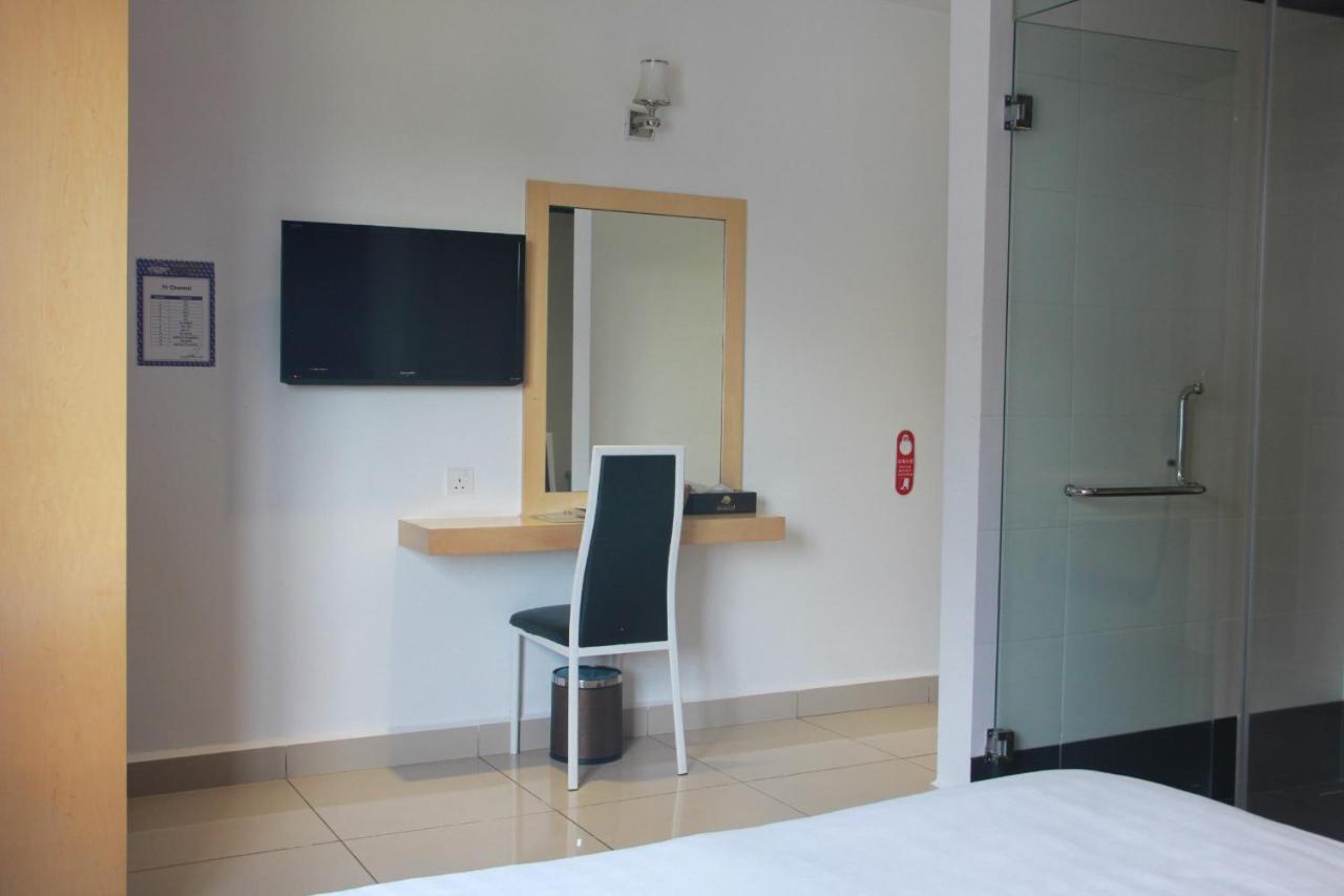 East Sun Hotel סקינצ'אן מראה חיצוני תמונה